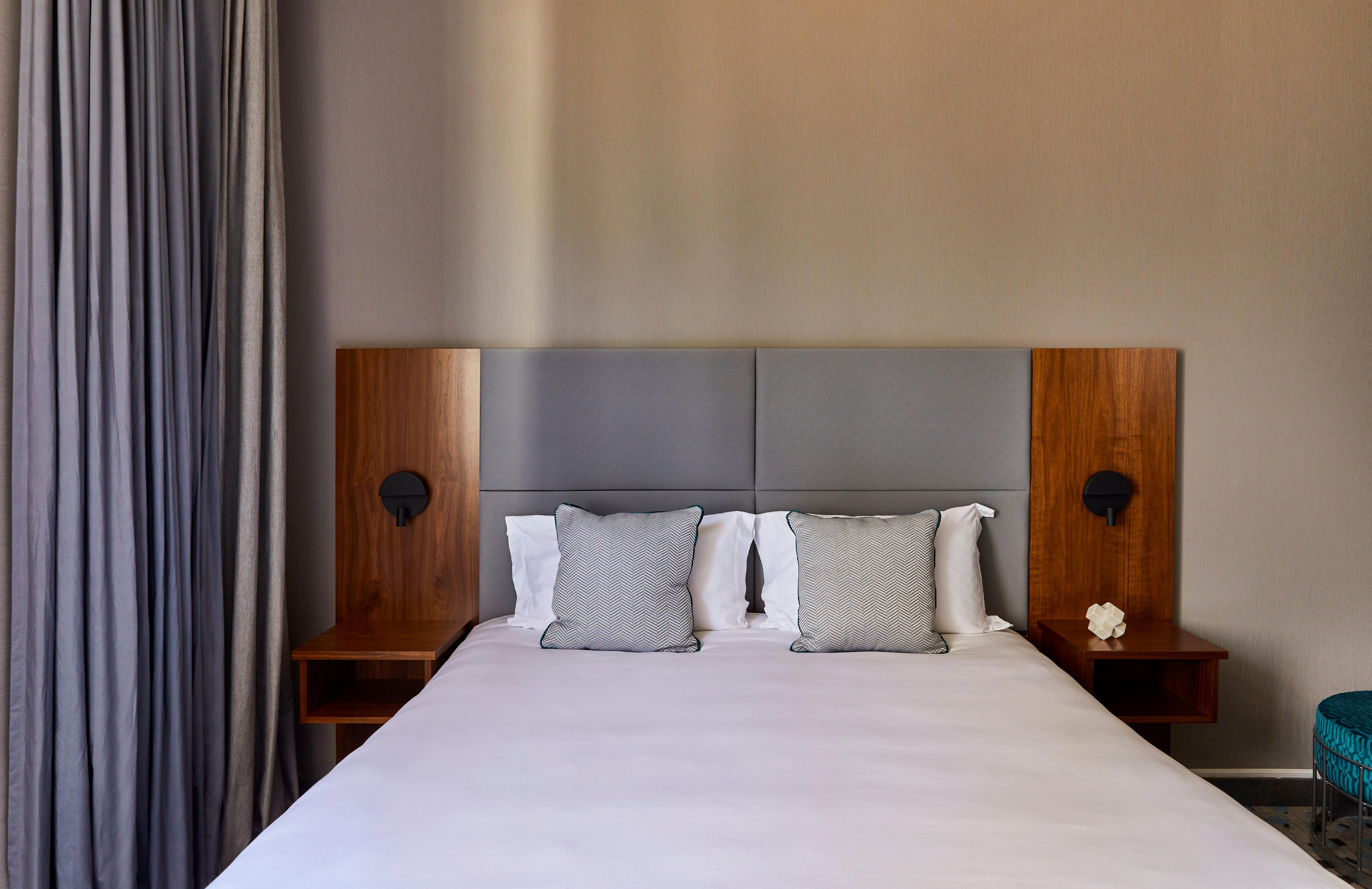 Hotel Crowne Plaza - Republique By Ihg