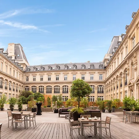 Hotel Crowne Plaza - Republique By Ihg Paris