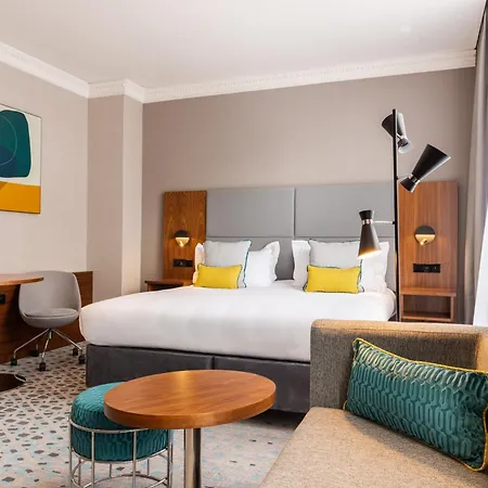 Crowne Plaza - Republique By Ihg 4* Parigi