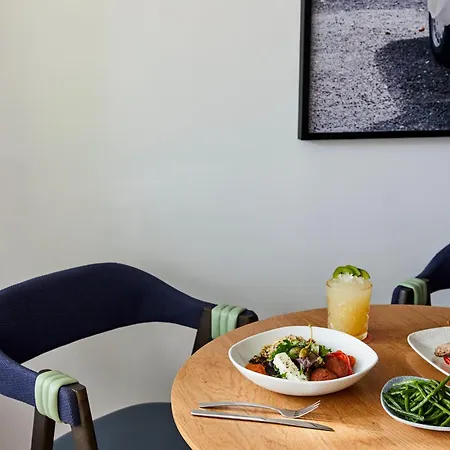 Crowne Plaza - Republique By Ihg Hotel