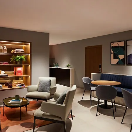 Hotel Crowne Plaza - Republique By Ihg Paris