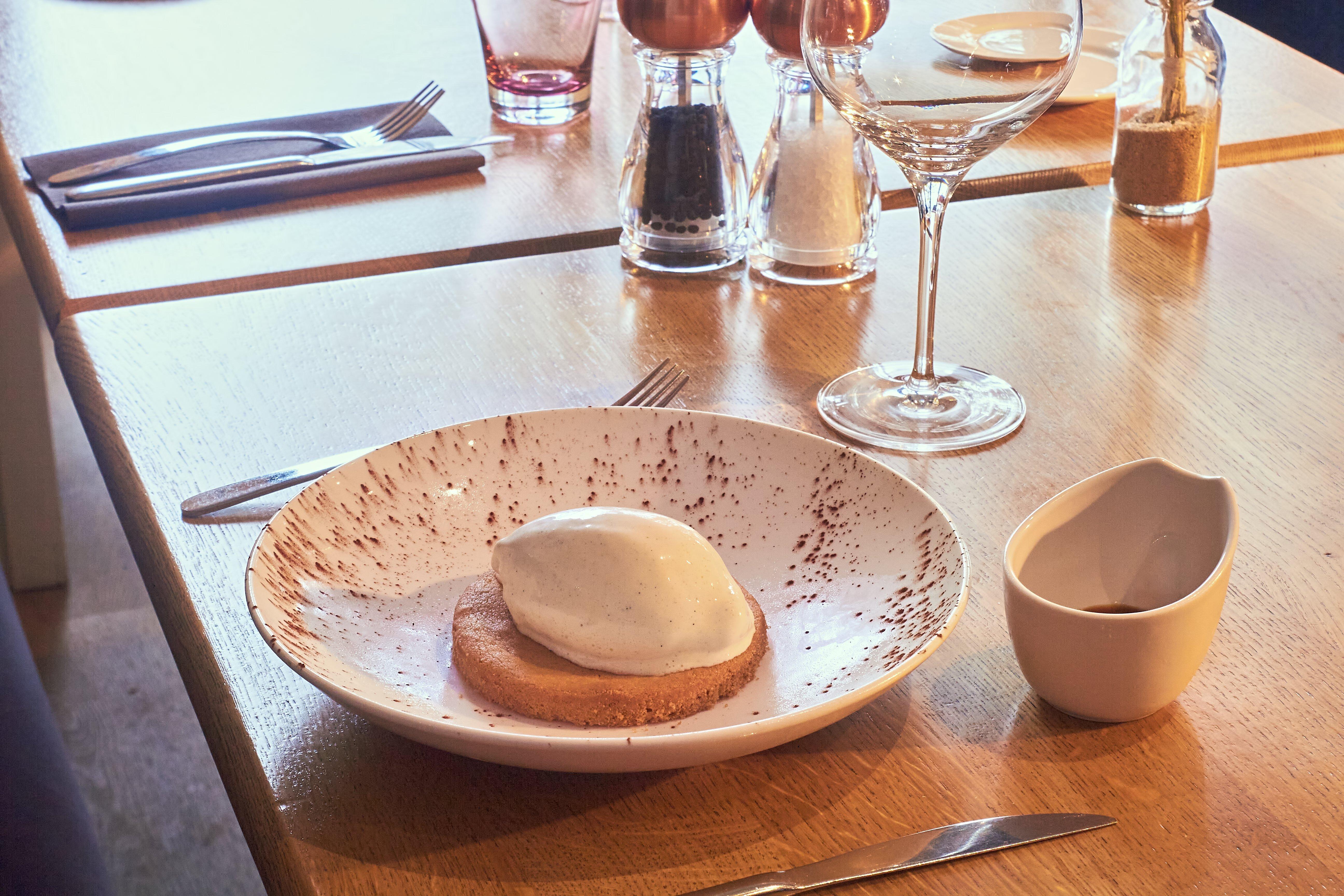 Hotel Crowne Plaza - Republique By Ihg 4*