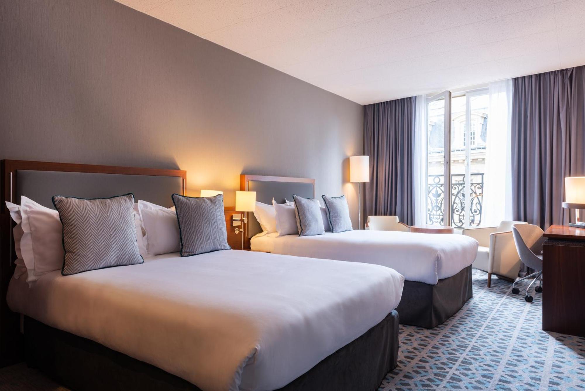 Crowne Plaza - Republique By Ihg Hotel