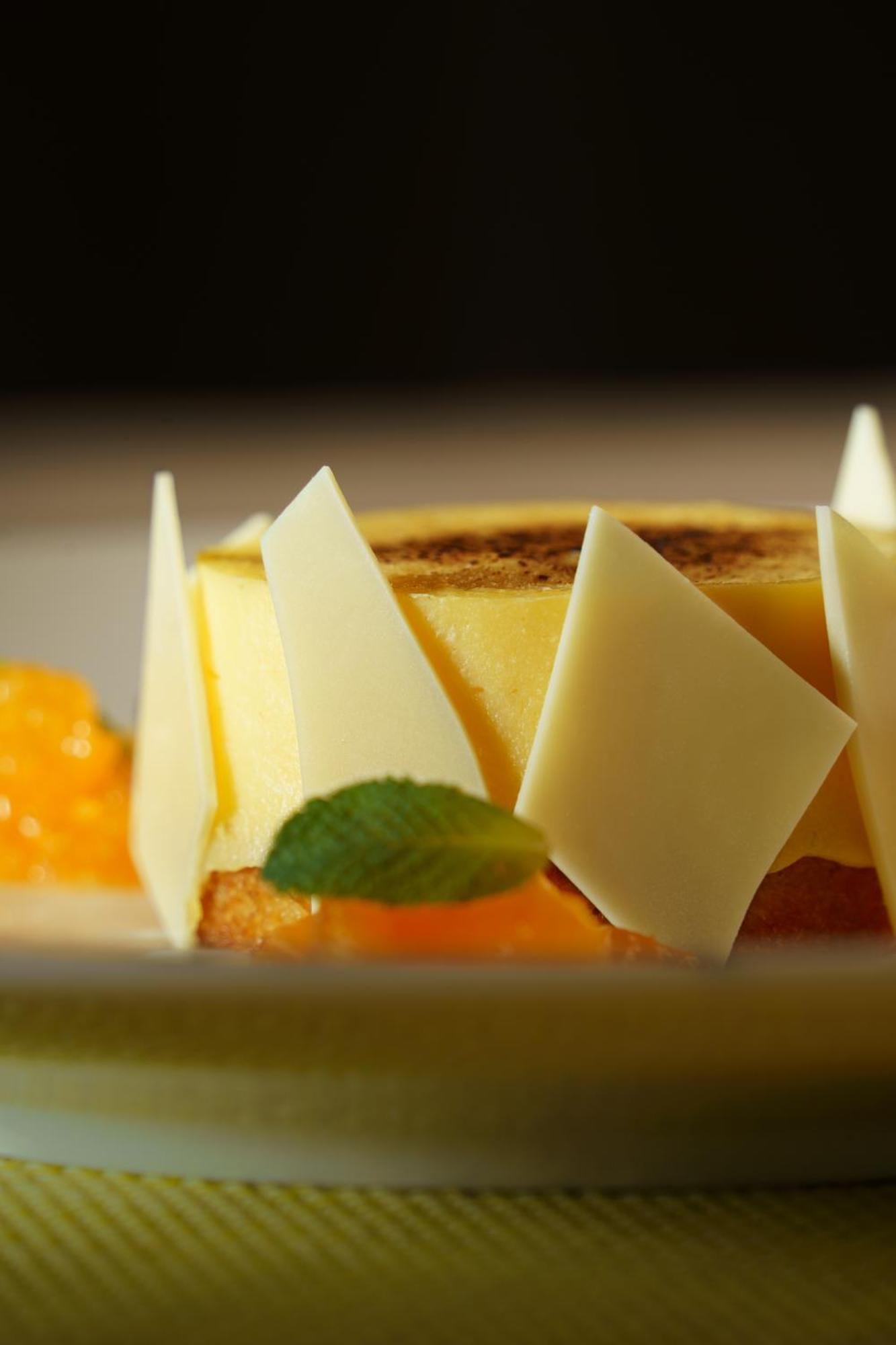 Crowne Plaza - Republique By Ihg 4*