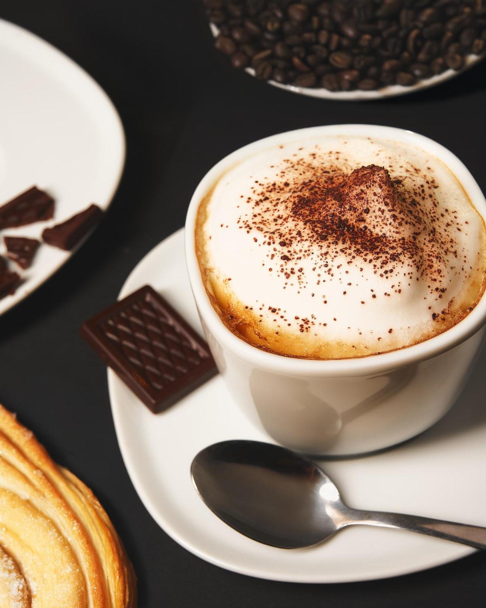 Crowne Plaza - Republique By Ihg 4*