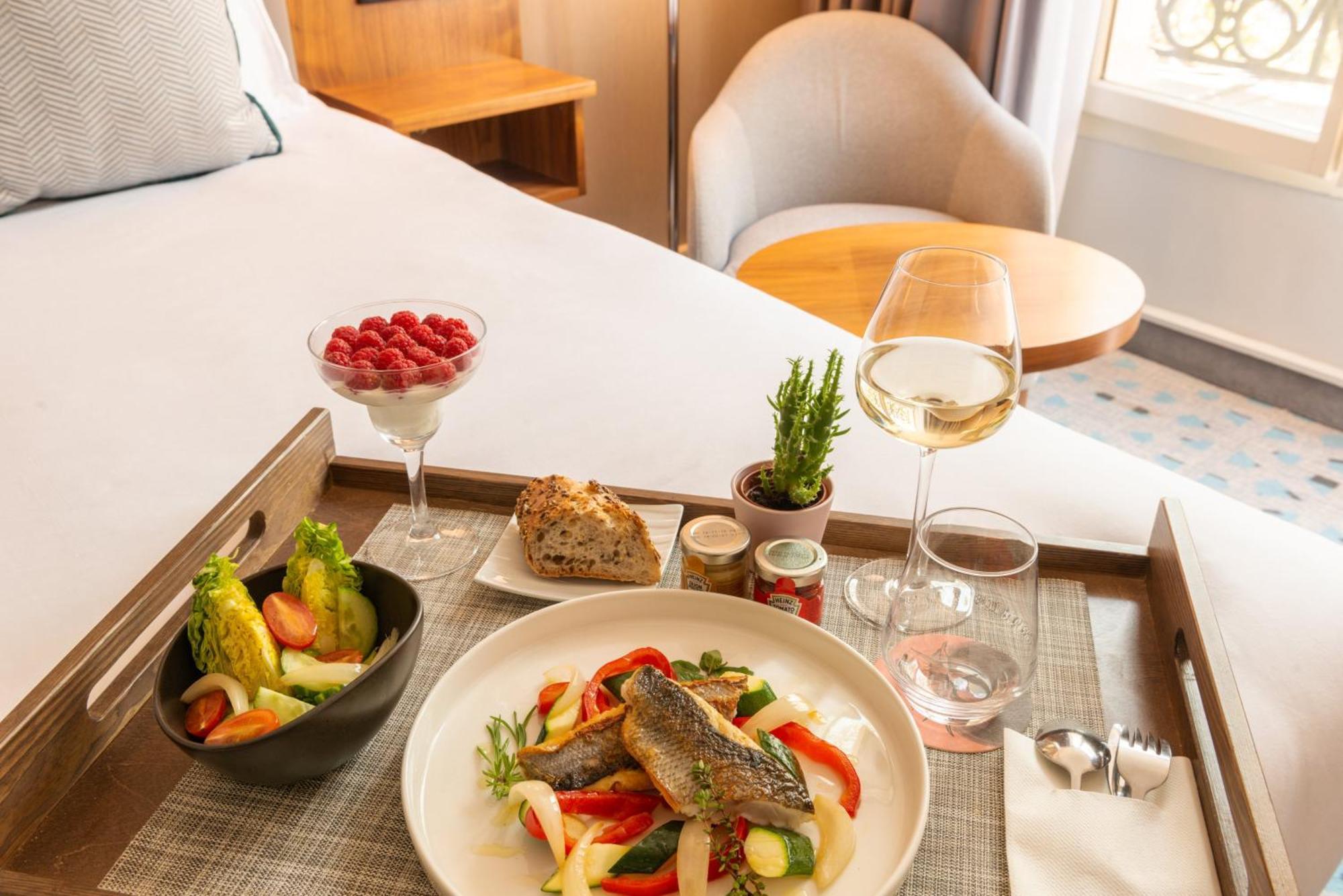 Crowne Plaza - Republique By Ihg Hotel Paris